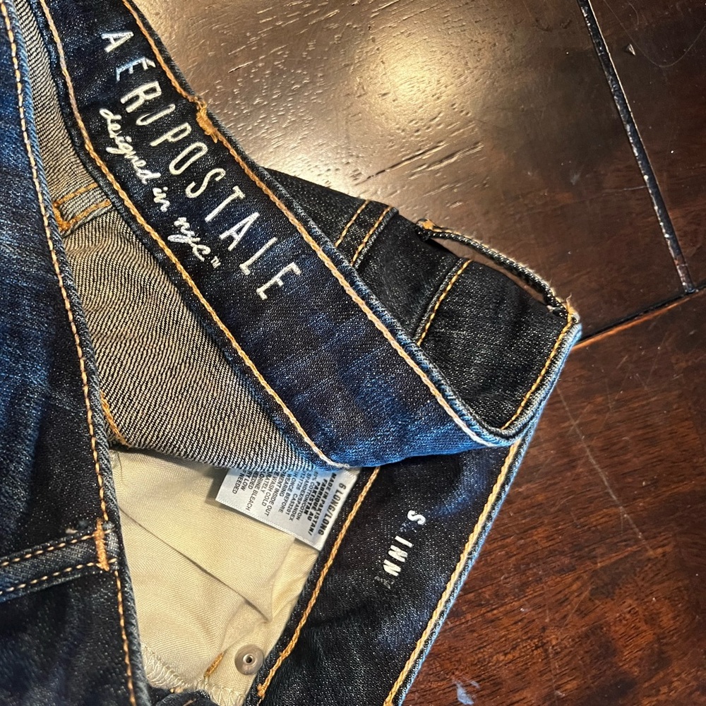 Aeropostale 6L Skinny Jeans.